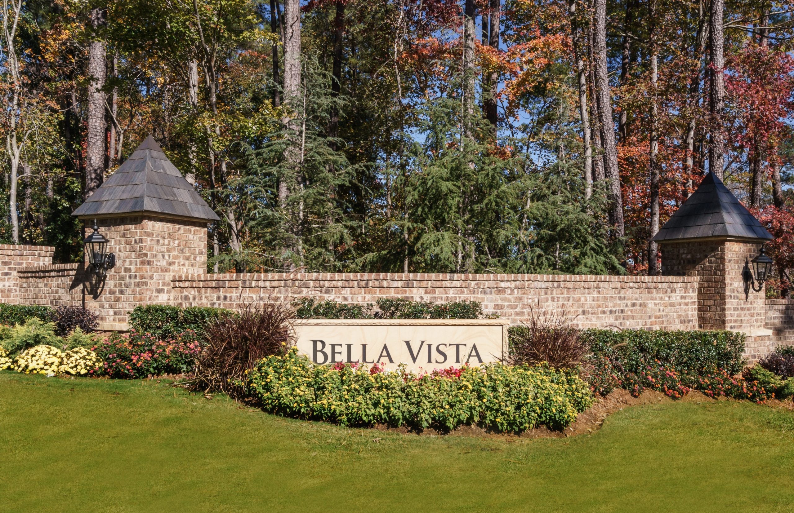 Bella Vista Entrance